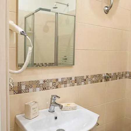 Al Portone Bed & Breakfast